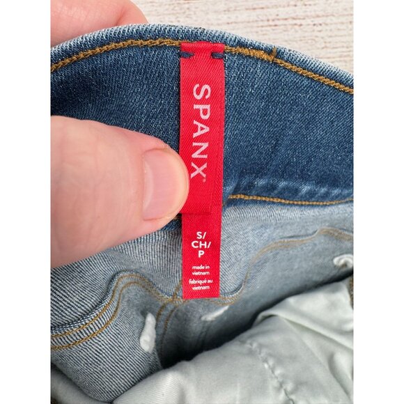 SPANX Shape EveryWear Flare Jeans Women's Size Small Blue Medium Wash Denim - Picture 8 of 13